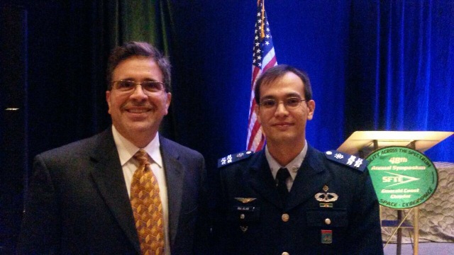 Maj Alan com amigo de Turma CEV USAF do Cel Louzada Editado